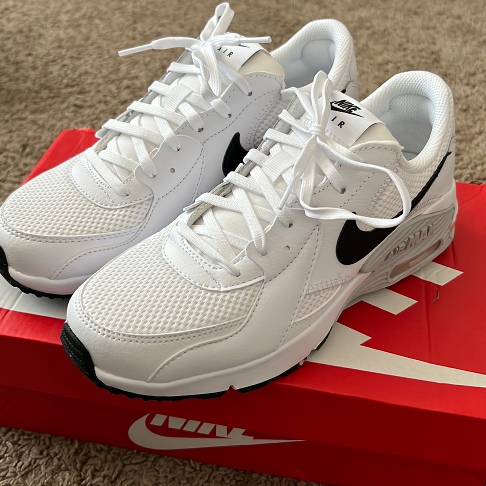 Womens Nike Air Max